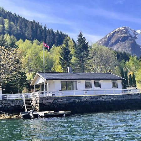 Der Fjordtraum In Balestrand Direkt Am Wasser Екстер'єр фото