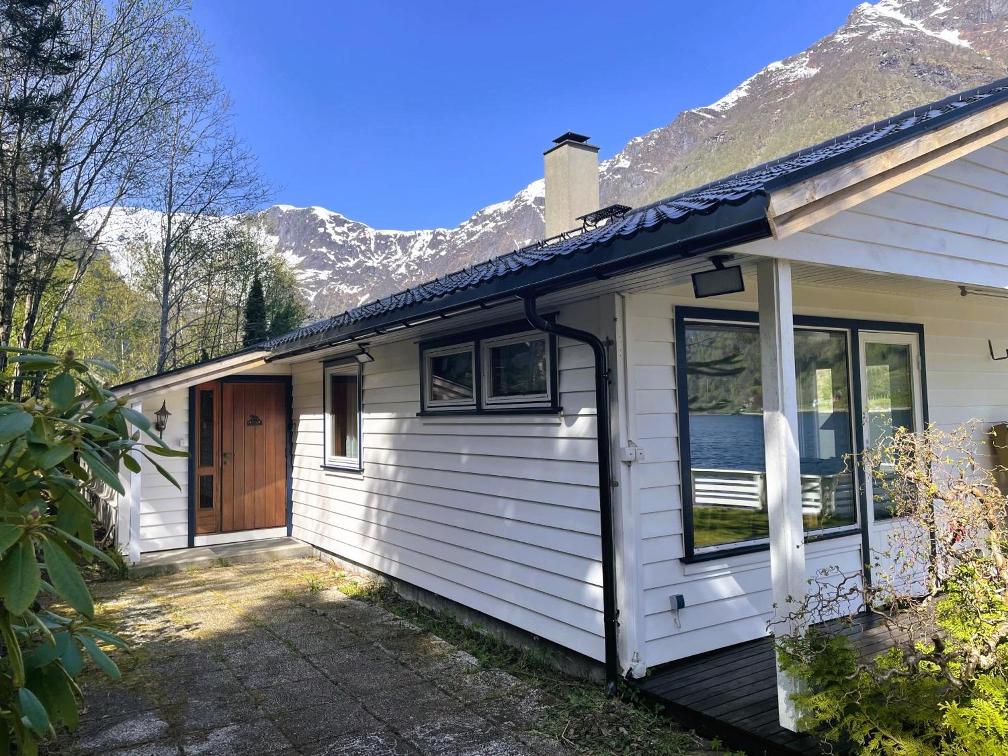 Der Fjordtraum In Balestrand Direkt Am Wasser Екстер'єр фото